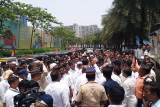 Rickshaw Taxi Driver protest in mumbai