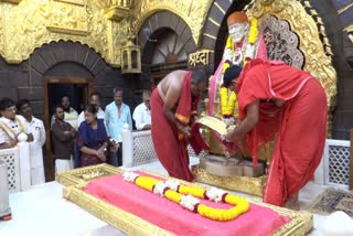 ഷിര്‍ദി സായി ബാബ സ്വര്‍ണ ആവരണം  devotee donates golden strip to shirdi sai baba temple  shirdi sai baba temple golden strip worth of 2 crores  golden strip donated to shirdi sai baba temple  സായി ബാബ വിഗ്രഹം സ്വര്‍ണ ആവരണം