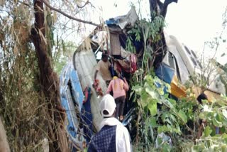 nine passengers injured in bus accident in bilaspur