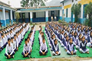 school studentपरीक्षा के लिए तैयार हो जाएं स्टूडेंट्सs