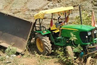 Tractor accident in Warangal
