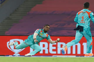 IPL 2022  Rinku singh  Evin Lewis  Lucknow Super Giant  Kolkata Knight Riders  KKR vs LSG  കൊല്‍ക്കത്ത നൈറ്റ് റൈഡേഴ്‌സ്  ലഖ്‌നൗ സൂപ്പര്‍ ജയന്‍റ്‌സ്  എവിൻ ലൂയിസ്  റിങ്കു സിങ്  എവിൻ ലൂയിസ് ഒറ്റക്കയ്യന്‍ ക്യാച്ച്