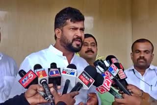 Lessons on Bhagat Singh not removed from books, Lessons on Narayana Guru not removed from books, MP Pratap simha news, ಪಠ್ಯಪುಸ್ತಕದಿಂದ ಭಗತ್ ಸಿಂಗ್ ಅಧ್ಯಯ ತೆಗೆದುಹಾಕಿಲ್ಲ, ಪಠ್ಯಪುಸ್ತಕದಿಂದ ನಾರಾಯಣ ಗುರು ಅಧ್ಯಯ ತೆಗೆದುಹಾಕಿಲ್ಲ, ಸಂಸದ ಪ್ರತಾಪ್​ ಸಿಂಹ ಸುದ್ದಿ,