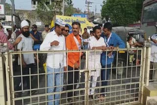 AAP Gujarat Parivartan Yatra : જૂનાગઢમાં આપ પ્રમુખને કોની પ્રતિમા પર ફુલહાર કરતાં અટકાવવા પ્રયાસ થયો જાણો