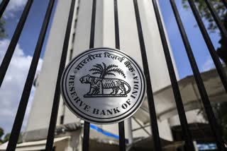 rbi-to-pay-rs-30307-crore-dividend-to-govt-for-fy22