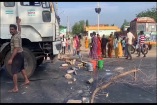 Women protest for drinking water