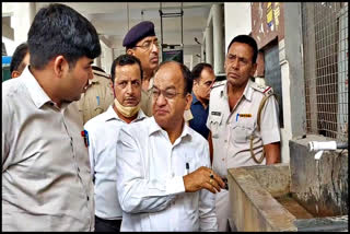 Raj Kumar Makkad surprise inspection of Sirsa Bus Stand