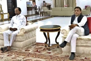 'National front against the BJP': KCR meets Akhilesh in Delhi, to hold meetings with Kejriwal, Bhagwant Mann