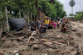 Bihar Police Accused of Breaking 20 Houses in Harishchandrapur of Malda District