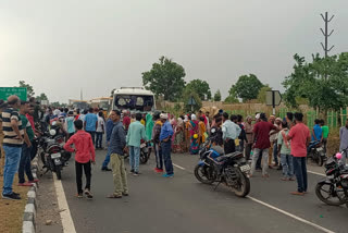 Accident by CRPF vehicle during campaign procession of Mukhiya candidate in ranchi