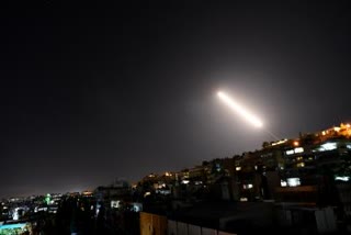 israeli missile strikes kill three near syrias capital