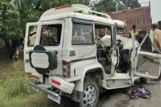 UP Road Accident: 8 killed in car-truck collision in Siddharthnagar