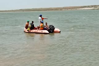 राजापुर घाट पर गंगा में डूबने से 2 की मौत