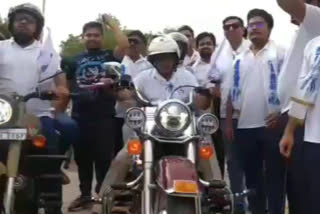 Union Minister On Bike