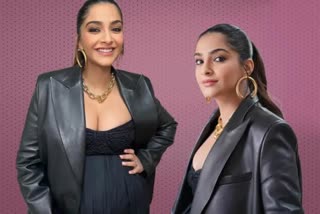 Sonam Kapoor oozes pregnancy glow in black dress