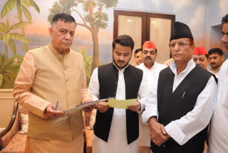 SP leaders Azam Khan and Abdullah Azam Khan take oath as MLAs in UP Assembly