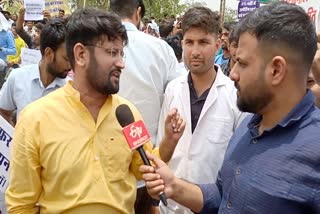 Rajasthan unemployed Youth assembled at Shaheed Smarak