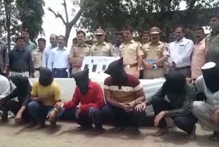Manpada Police arrests 7 accused