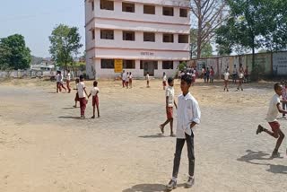 politics on school color in jharkhand