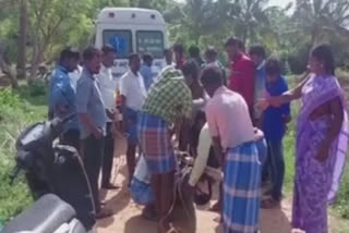 Relatives carry deceased in doli for kilometers in thirupattur  No proper road in Nekkanamalai  റോഡ് സൗകര്യമില്ല  തിരുപ്പത്തൂരിൽ മൃതദേഹമെത്തിച്ചത് ഏഴ് കിലോമീറ്റർ നടന്ന്  നെക്കനമല ഗ്രാമം റോഡ്