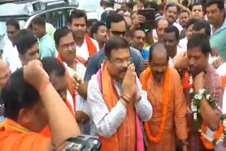 union minister dharmendra pradhan reached at brajrajnagar