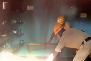 kitchen-burnt-due-to-gas-leakage-in-shivamogga