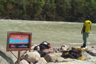 three youths of delhi drowned in rishikesh ganga