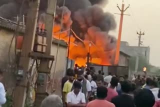 fire at junk warehouse in gurugram