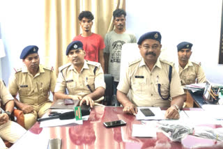 Two notorious Naxalites arrested in Khunti