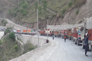 9 dead after cab falls into deep gorge on Srinagar-Kargil highway