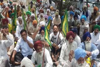 Bharatiya Kisan Union ekta Ugrahan Farmers strike outside DC office over demands