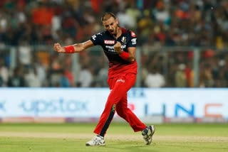 I don't shy away from bowling in slog overs: Harshal  harshal patel  death over specialist  ഹർഷൽ പട്ടേൽ  IPL 2022  IPL updates  Harshal wants to bowl in tough situations  സമ്മർദ്ദഘട്ടത്തിൽ പന്തെറിയാൻ താൻ ആഗ്രഹിക്കുന്നു ഹർഷൽ പട്ടേൽ  royal challngers Bangalore