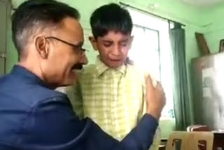 Student crying on the transfer of teacher