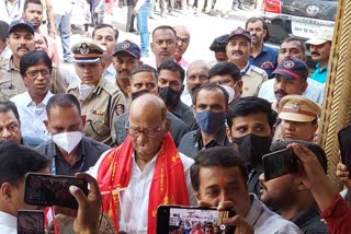 Sharad Pawar visited Dagdusheth Halwai Ganpati