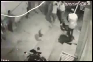 Fight between two parties in Faridabad