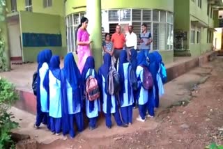 Mangaluru University College Principal turning away students wearing hijab