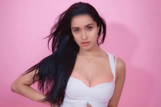 Shraddha Kapoor  Shraddha Kapoor latest photos  Shraddha Kapoor instagram  Shraddha Kapoor in pink  bollywood news updates  ശ്രദ്ധ കപൂർ ചിത്രങ്ങൾ  പിങ്ക് വസ്ത്രത്തിൽ ശ്രദ്ധ കപൂർ