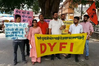 DYFI Protest in Mandi