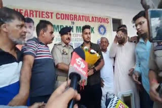 Watch: Umran Malik encouraged by Mohalla Welfare Committee in Jammu