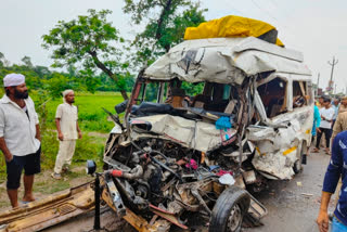 road accident in bahraich 7 died and many injured