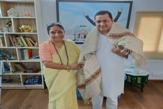 Assembly Speaker Ritu Khandudi and Anil Baluni meet in Delhi