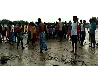 People Drown in a River