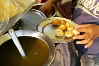 MP Food Poisoning 170 people ill after eating in phulki in mandla