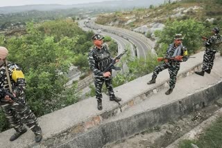 امر ناتھ یاترا کی حفاظت کے لئے اضافہ سیکورٹی دستے کشمیر روانہ