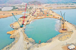 POLAVARAM: పోలవరానికి మరో సవాల్‌.. వరదొచ్చేలోగా పూర్తయ్యేనా..?