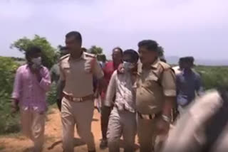 Husband brutally kills wife in Andhra Pradesh