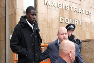 Court orders Kurt Zouma 180 hours of community service for kicking his cat  Kurt Zouma  West Ham United defender Kurt Zouma  പൂച്ചയെ ഉപദ്രവിച്ച കേസില്‍ കുർട്ട് സൗമക്ക് ശിക്ഷ  വെസ്റ്റ് ഹാം യുണൈറ്റഡ് ഡിഫൻഡർ കുർട്ട് സൗമ  കുർട്ട് സൗമ