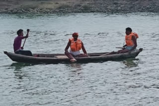 Rewa Boat capsized in Tamas river 5 drowned and 3 people are still missing