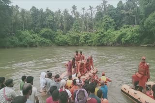 boy drowned to death in kozhikode ummathur river dead body found  boy drowned to death  dead body found in kozhikode ummathur river  നാദാപുരം ഉമ്മത്തൂർ പുഴയിൽ ഒഴുക്കിൽപെട്ട് കാണാതായ രണ്ടാമത്തെ കുട്ടിയുടെ മൃതദേഹം കണ്ടെത്തി  ഉമ്മത്തൂർ പുഴയിൽ കാണാതായ വിദ്യാർഥിയുടെ മൃതദേഹം കണ്ടെത്തി  ഒഴുക്കിൽപെട്ട് കാണാതായ രണ്ടാമത്തെ കുട്ടിയുടെ മൃതദേഹം കണ്ടെത്തി  പതിമൂന്ന്കാരന്‍റെ മൃതദേഹം കണ്ടെത്തി  ഉമ്മത്തൂർ പുഴയിൽ ഒഴുക്കിൽപെട്ട് കാണാതായ കുട്ടിയുടെ മൃതദേഹം കണ്ടെത്തി