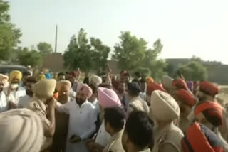 Protest against AAP MLA Gurpreet Banawali